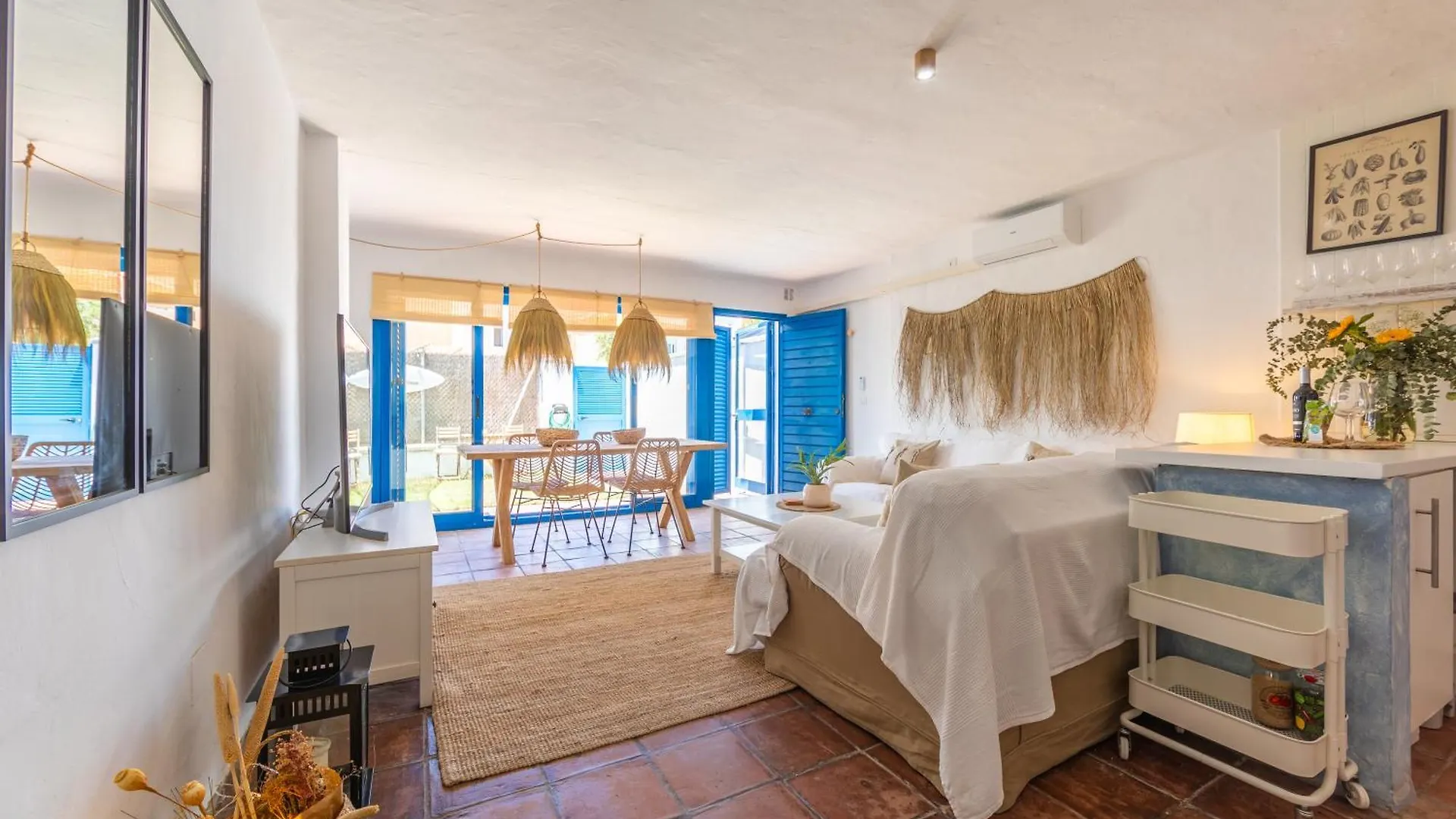 2Nd Line Beach, Garden, Office & Wifi Tarifa Apartment
