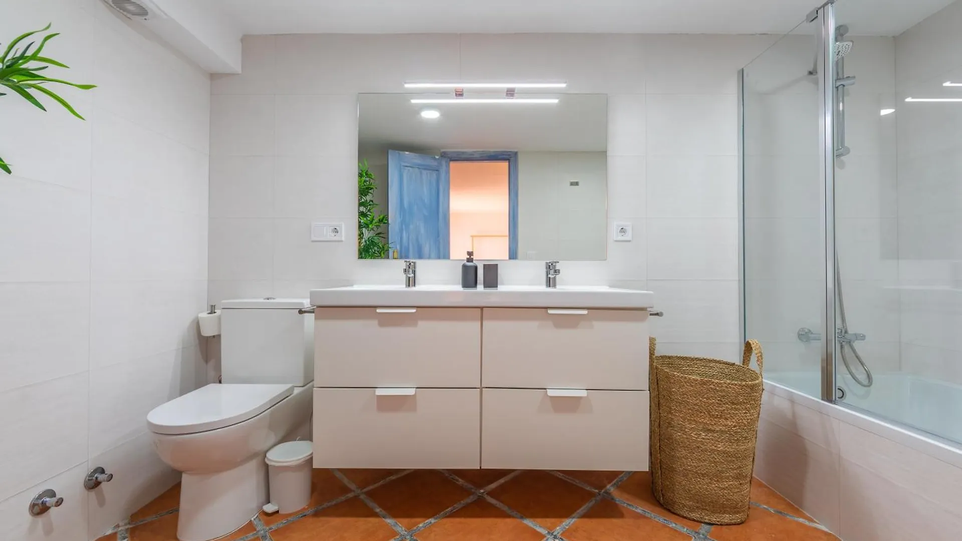2Nd Line Beach, Garden, Office & Wifi Tarifa Spain