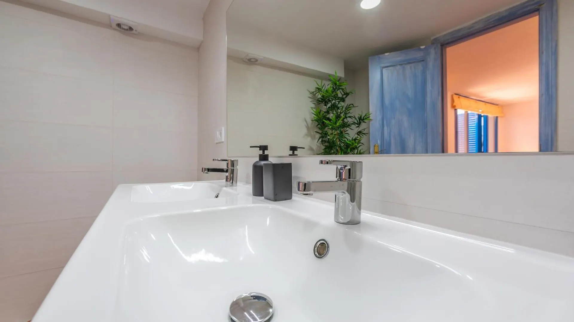 2Nd Line Beach, Garden, Office & Wifi Tarifa